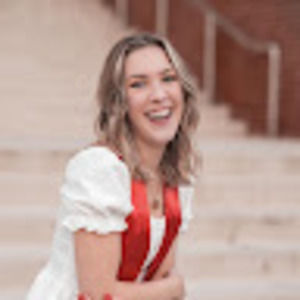 Meet your Posher, Abby